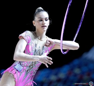 sr q dervisi maria gre ph simone ferraro sfa06700 copia